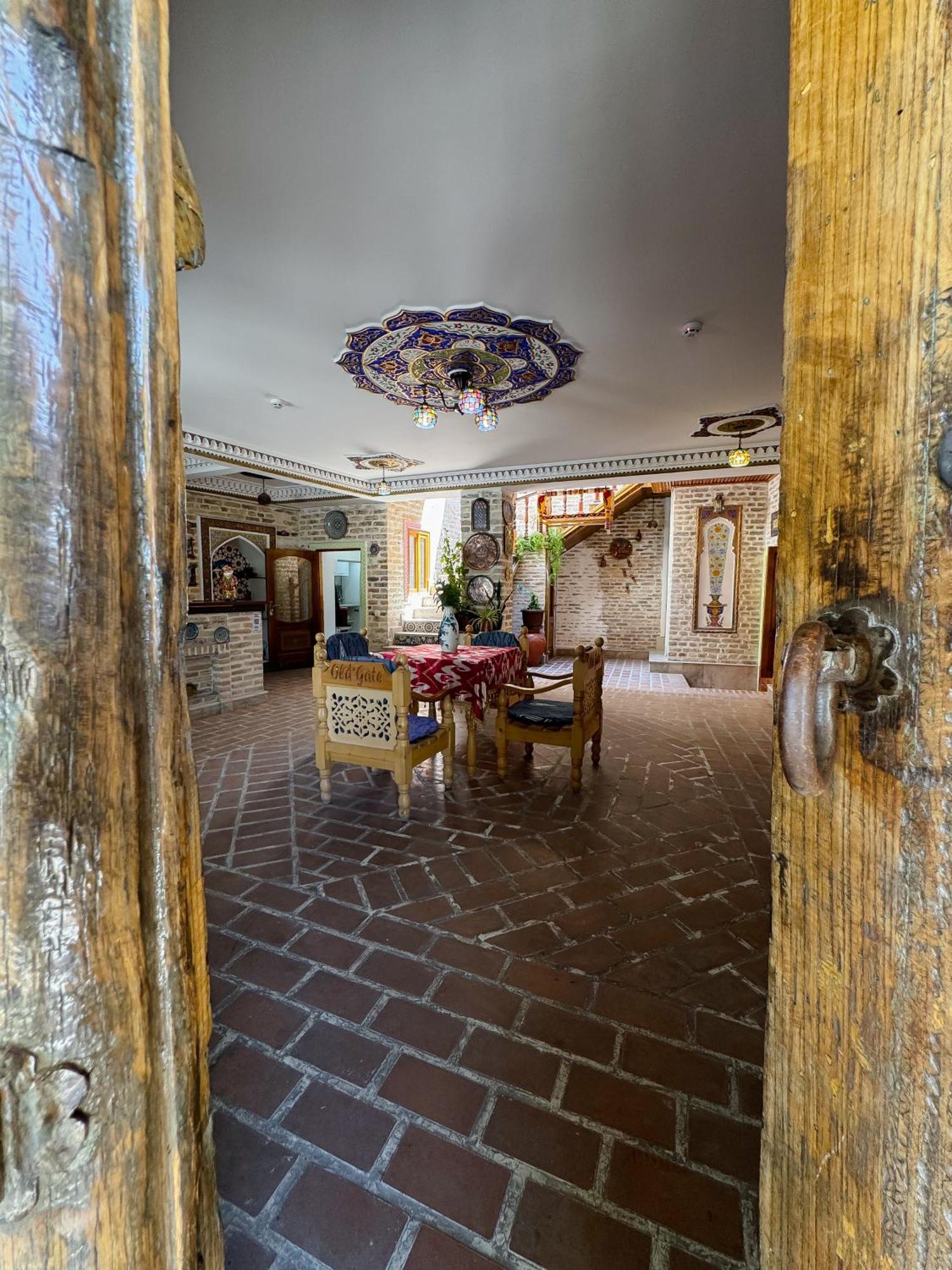 Old Gate Family Guest House Bucara Exterior foto