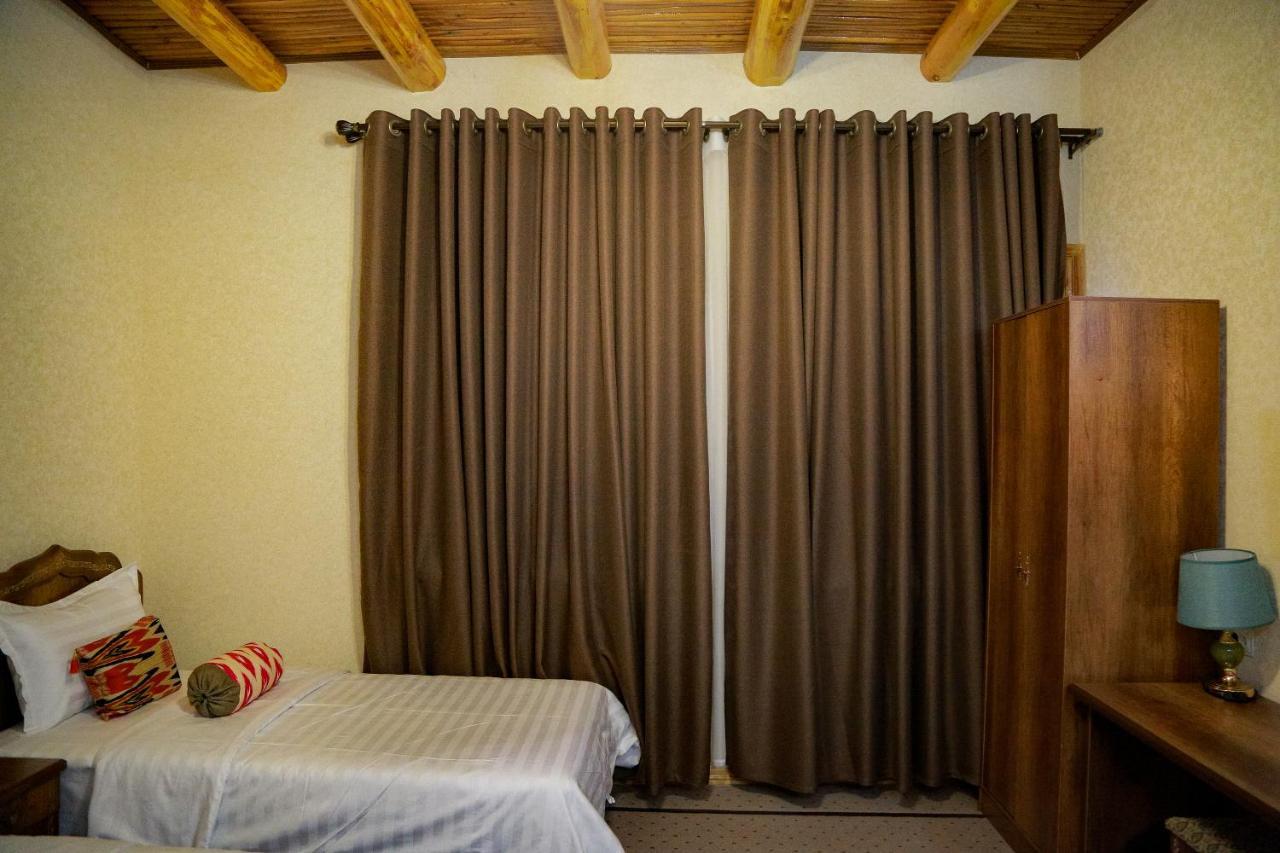 Old Gate Family Guest House Bucara Exterior foto